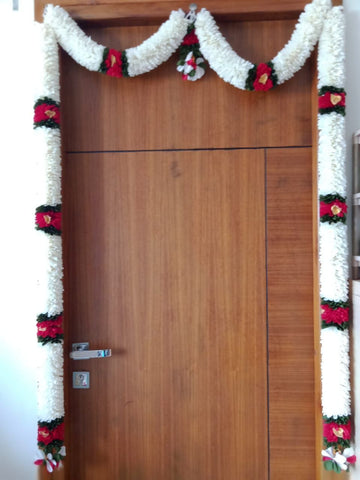 Sharu Space Door toran, White