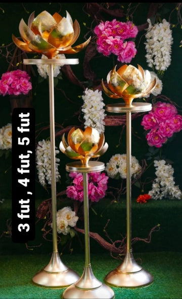 Sharu Space Premium Lotus Stands Set