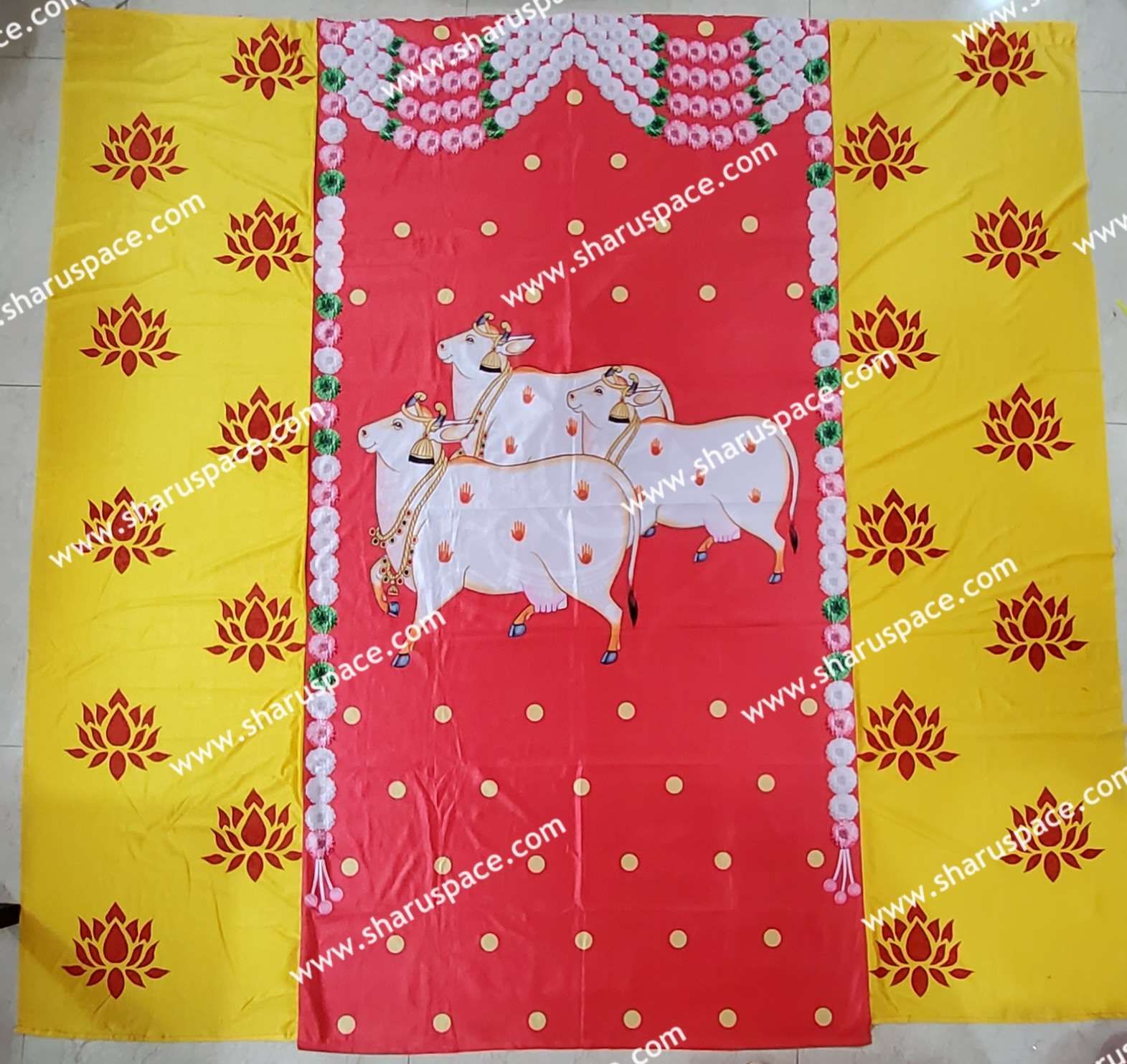 Sharu Space 8X8 Feet Crushed Satin Backdrop 15, Yellow/ Red