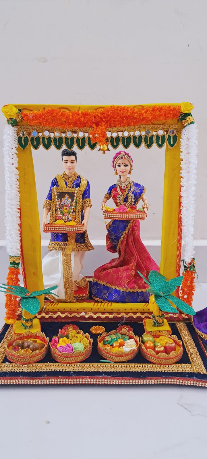 Sharu Space House Warming Decor Doll Set