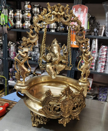 Brass Ganesha Jula Urili