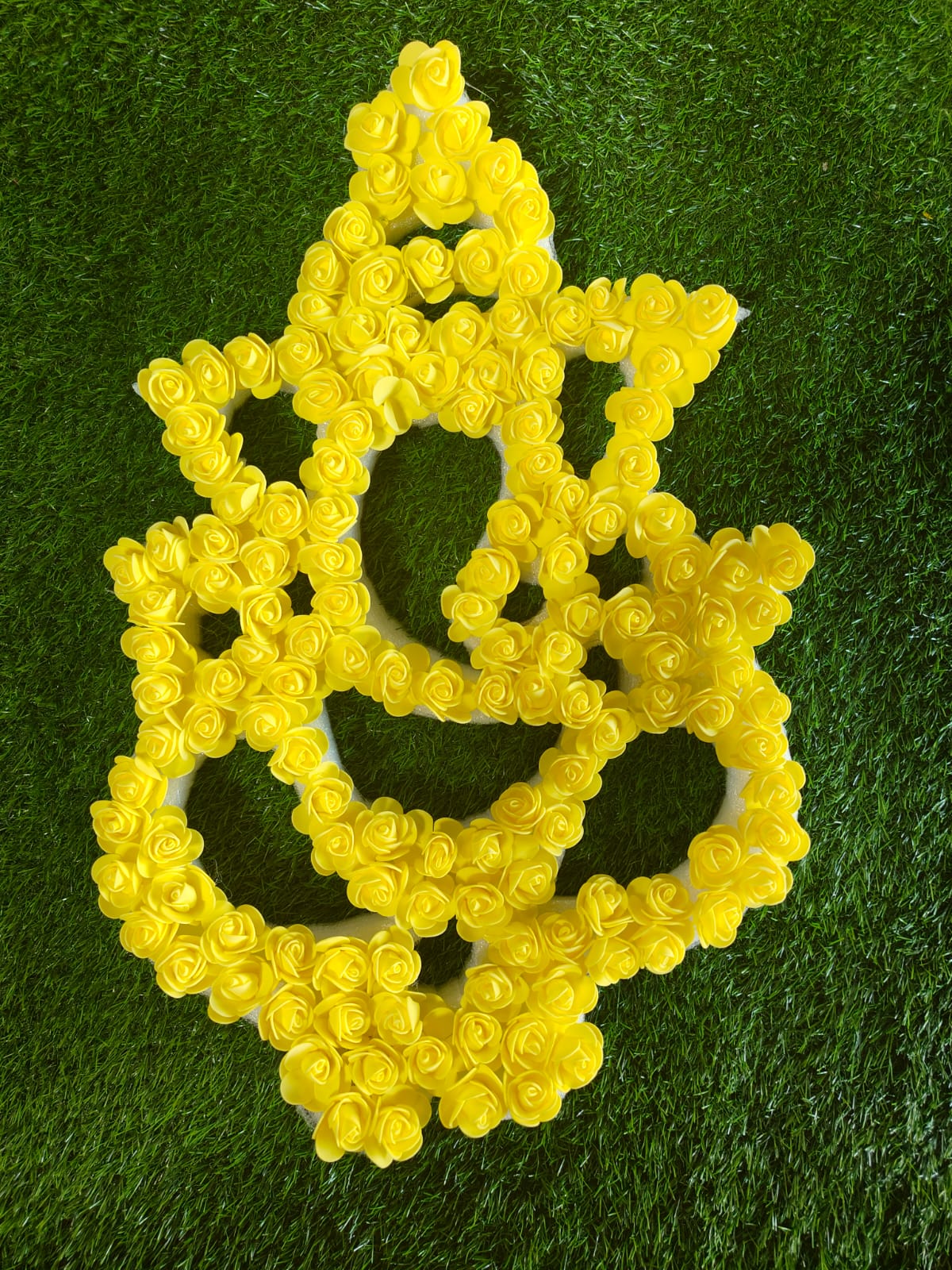 Sharu Space Foam Ganesh with Flowers - 2ft
